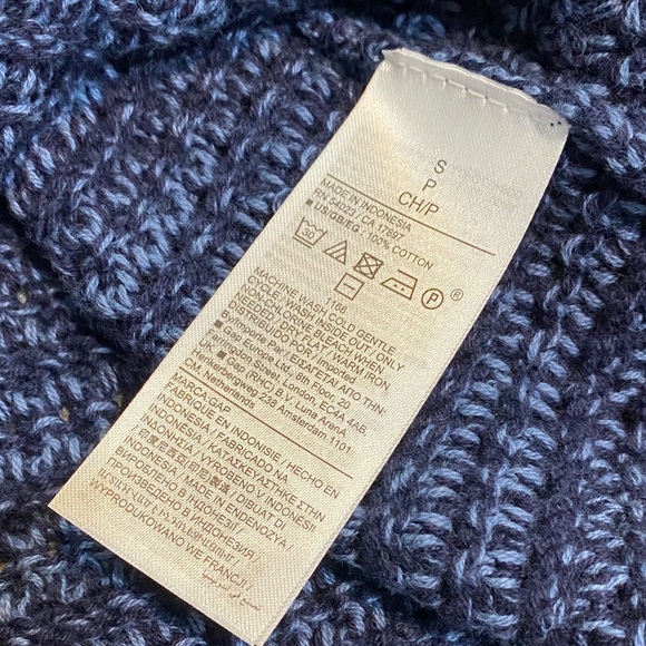 🆕 GAP Navy Blue Open-Knit Short Sleeve Sweater Top with Scalloped Hem– Size S - Picture 10 of 10